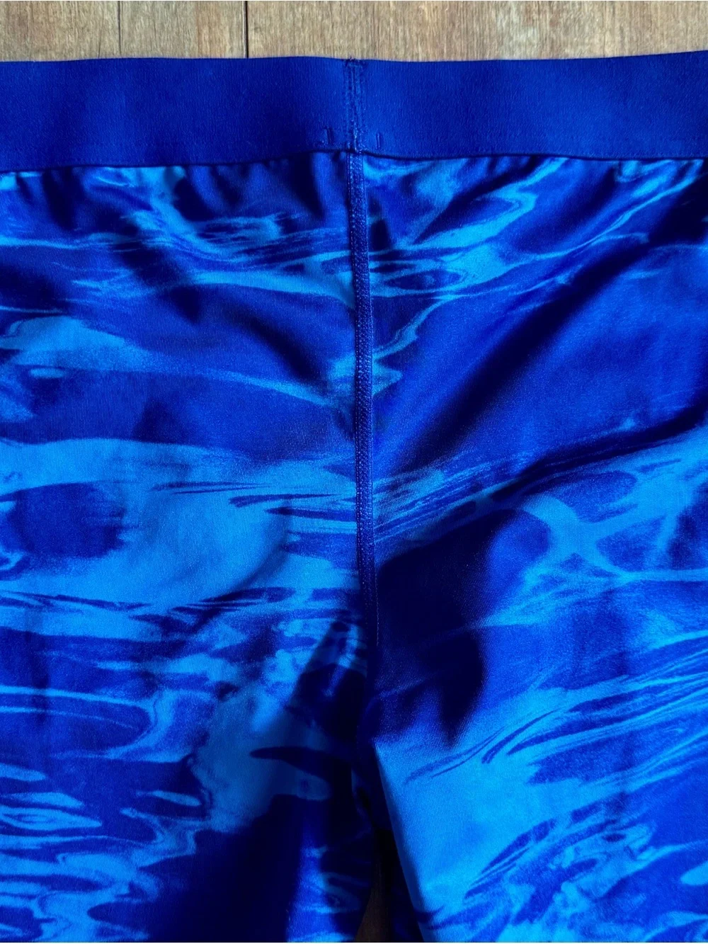 Nike Pro Dri Fit Capri Tie Dye Pool Printed Crop Workout Tights Size Small